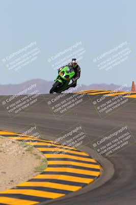 media/Oct-09-2022-SoCal Trackdays (Sun) [[95640aeeb6]]/Turns 9 and 10 (1050am)/